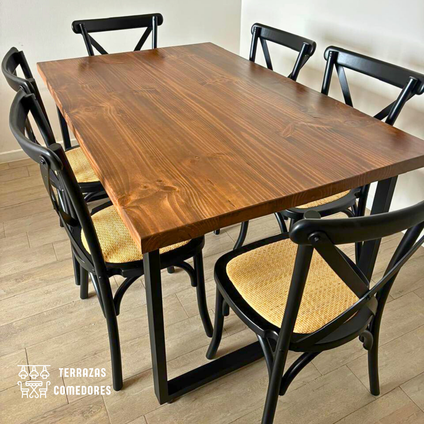 Comedor Industrial 6 personas + sillas de Madera Ratán