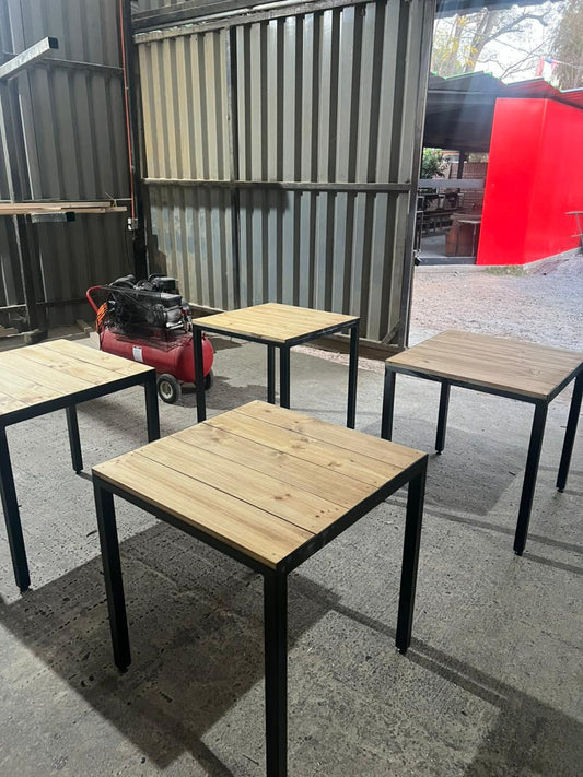 Mesa Bistro Moderna